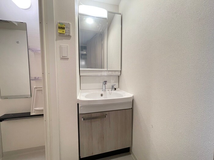 物件内観写真15　(洗面)