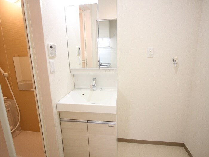 物件内観写真14　(洗面)