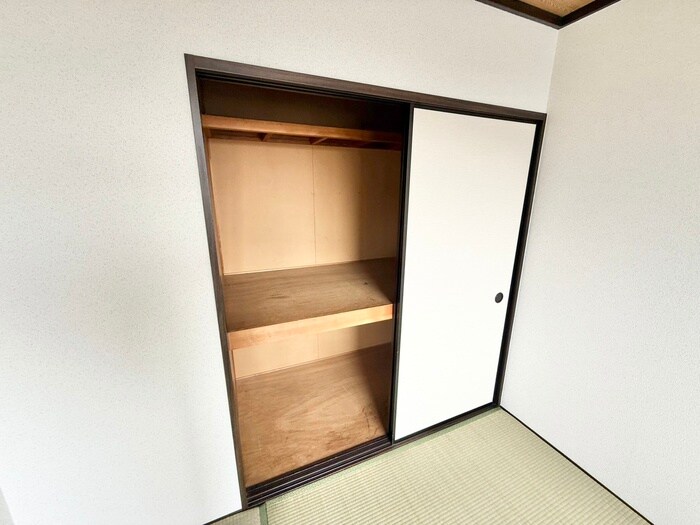 物件内観写真10　(収納)
