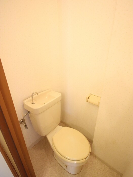 物件内観写真12　(トイレ)