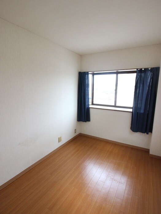 物件内観写真18　(居室)