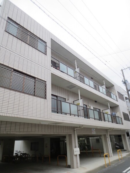 住吉建物３号館外観写真