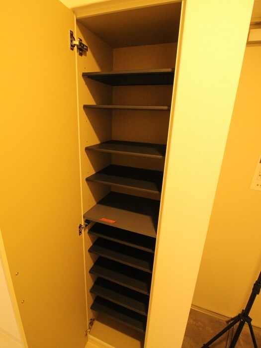 物件内観写真8　(靴箱)