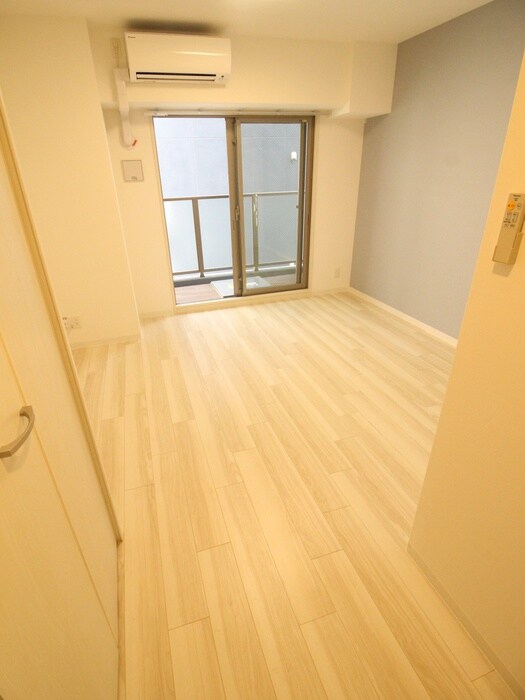 物件内観写真15　(居室)