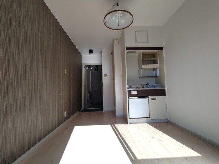 物件内観写真10　(居室)