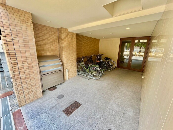 物件外観写真6　(建物設備)