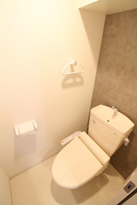 物件内観写真13　(トイレ)