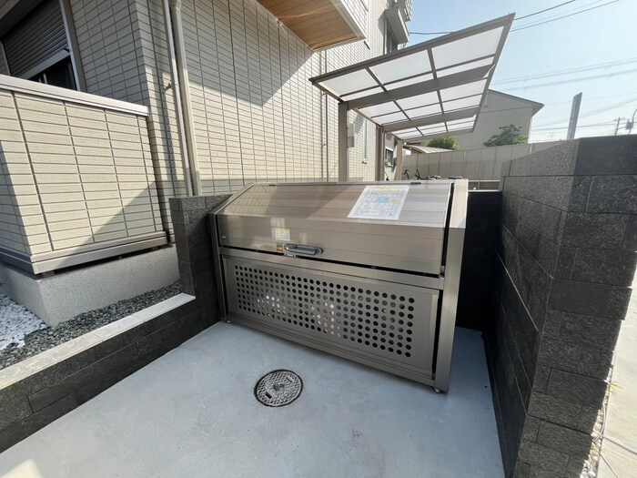 物件外観写真4　(建物設備)