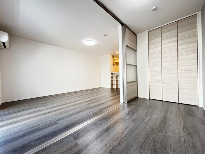 物件内観写真13　(居室)