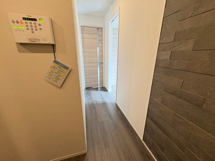 物件内観写真15　(廊下)