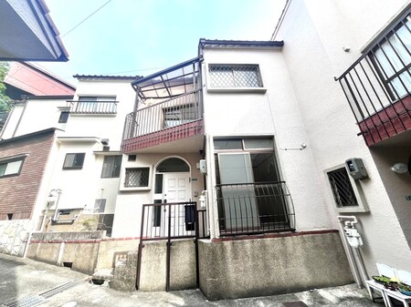 甲陽園日之出町ﾃﾗｽﾊｳｽ（１）外観写真