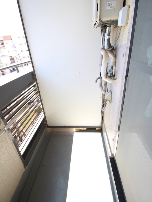 物件内観写真17　(洗濯機置場)