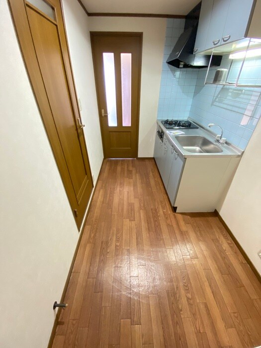 物件内観写真15　(廊下)