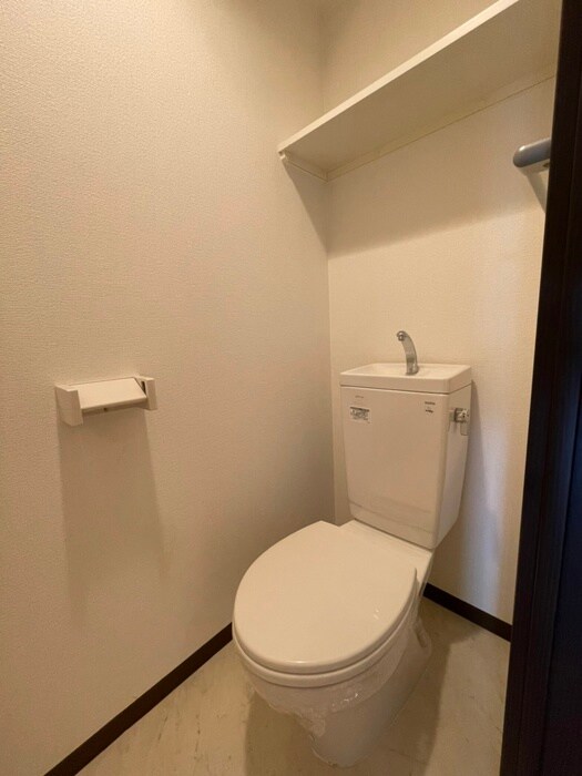 物件内観写真11　(トイレ)