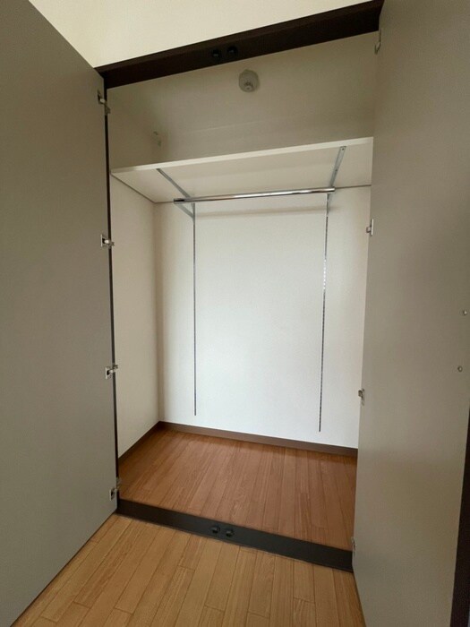 物件内観写真15　(収納)