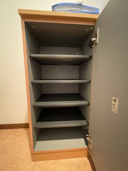 物件内観写真18　(靴箱)