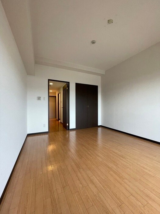 物件内観写真21　(居室)