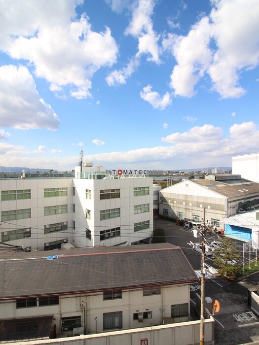 物件内観写真22　(室内からの展望)