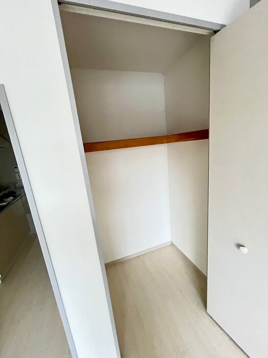 物件内観写真18　(収納)