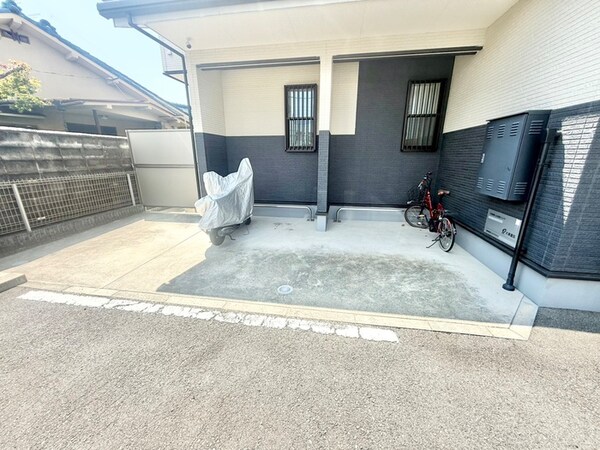 駐輪場