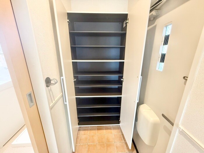 物件内観写真17　(靴箱)