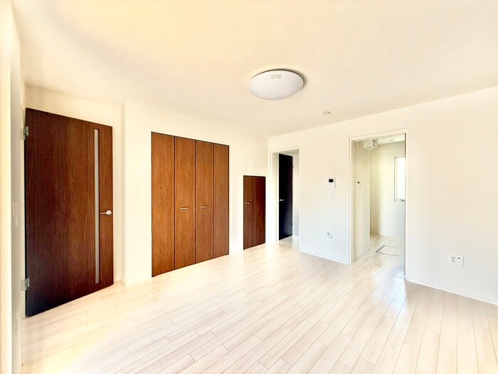 物件内観写真13　(居室)