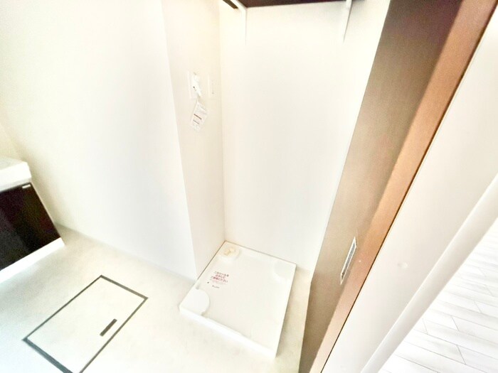 物件内観写真19　(洗濯機置場)