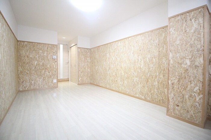 物件内観写真9　(居室)