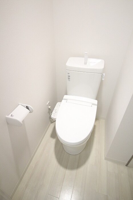 物件内観写真13　(トイレ)