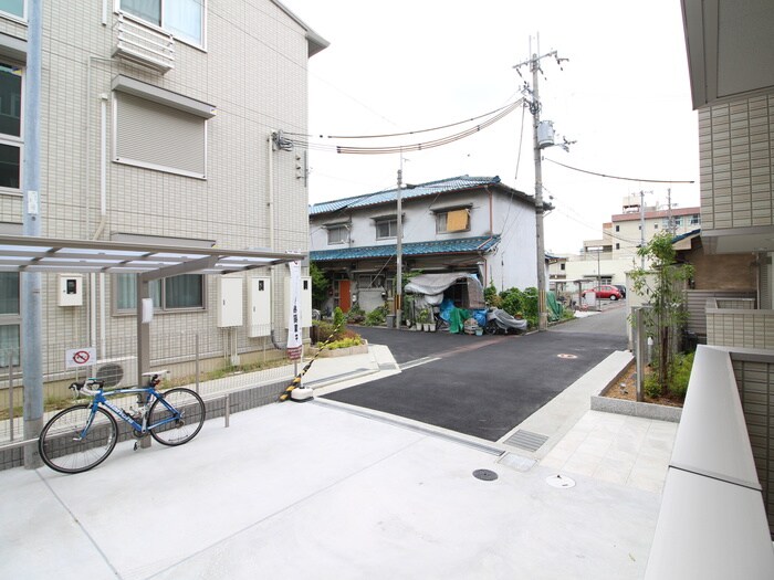 物件内観写真21　(室内からの展望)