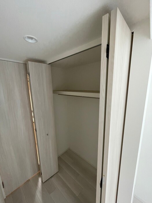物件内観写真12　(収納)