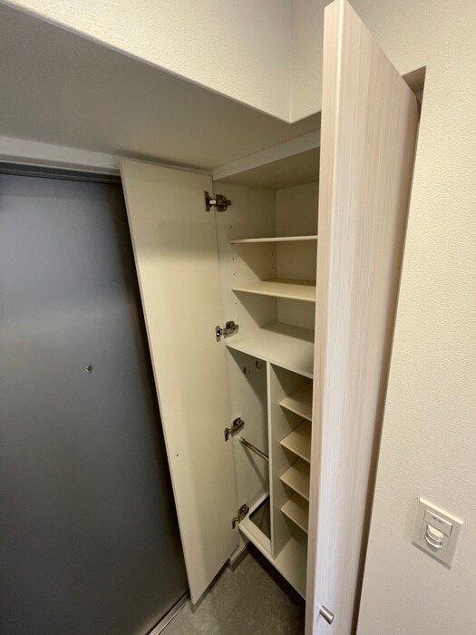 物件内観写真14　(靴箱)