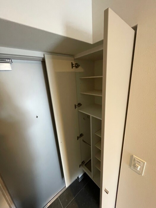 物件内観写真15　(靴箱)