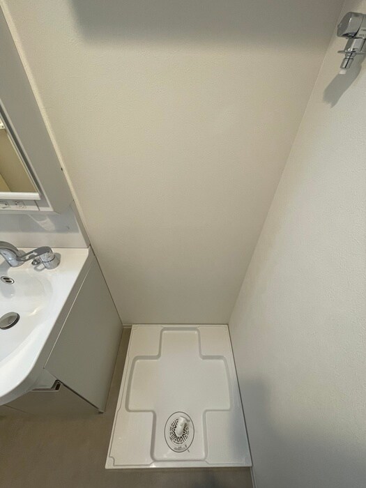 物件内観写真17　(洗濯機置場)