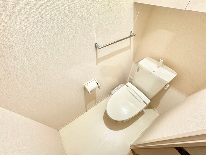 物件内観写真13　(トイレ)