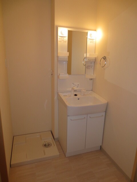 物件内観写真12　(洗面)