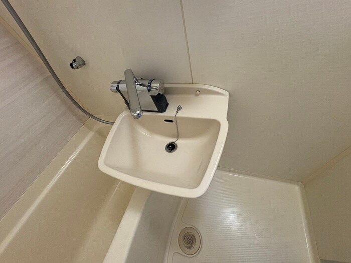 物件内観写真11　(洗面)