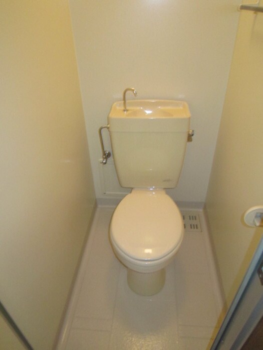 物件内観写真13　(トイレ)