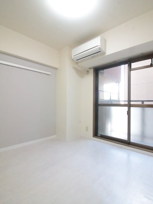 物件内観写真18　(居室)