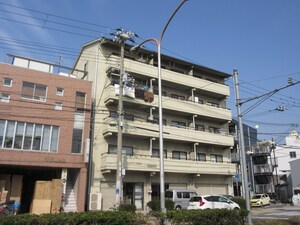 ペルソンヌ外観写真
