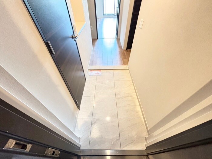 物件内観写真19　(玄関)