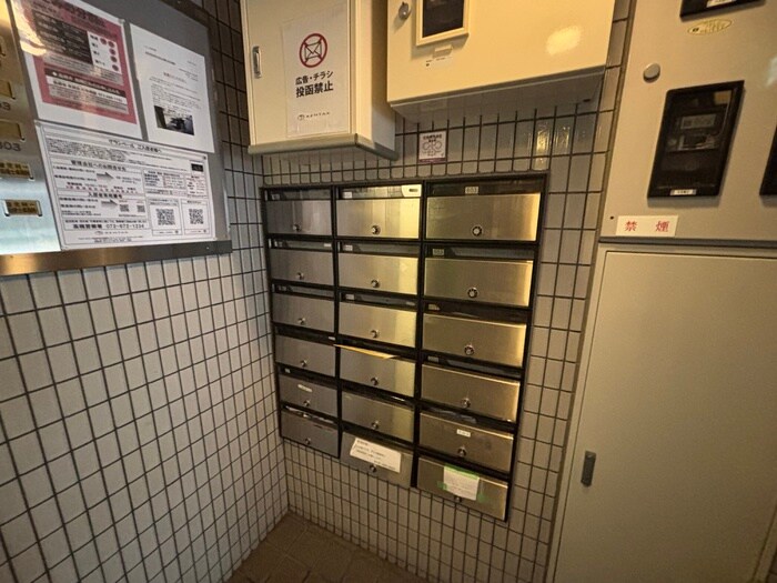 物件外観写真6　(建物設備)