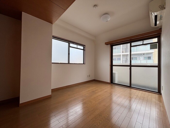 物件内観写真13　(居室)