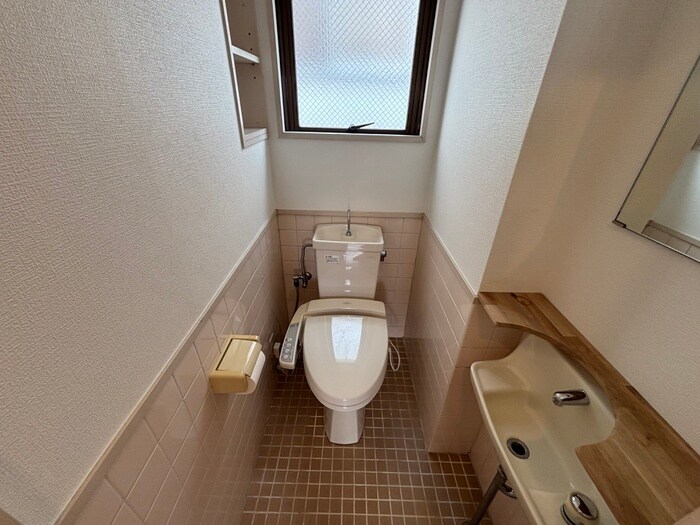 物件内観写真17　(トイレ)