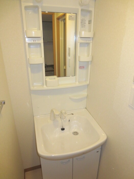 物件内観写真11　(洗面)