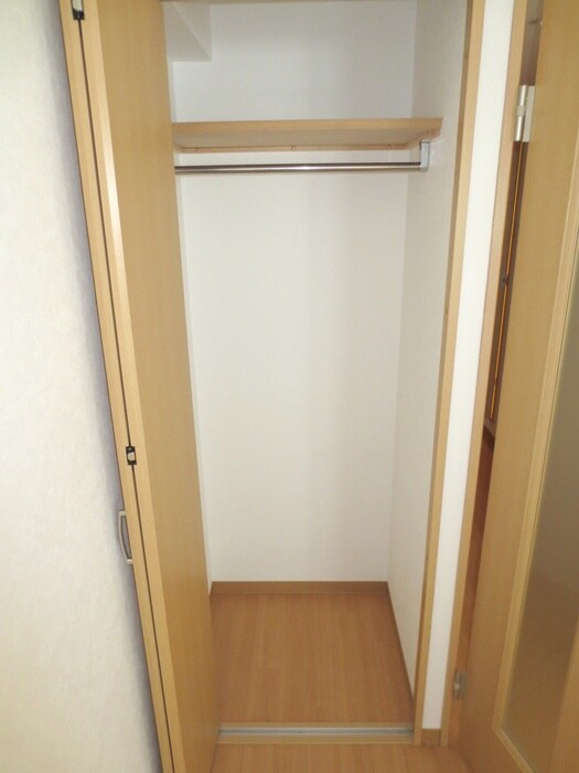 物件内観写真15　(収納)