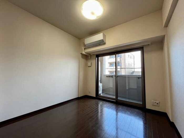 物件内観写真5　(居室)