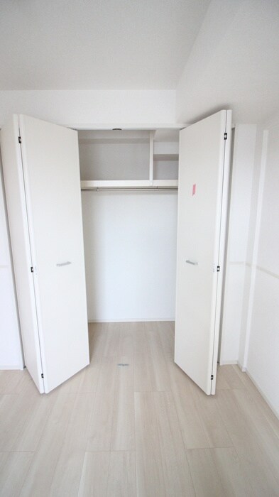 物件内観写真12　(収納)