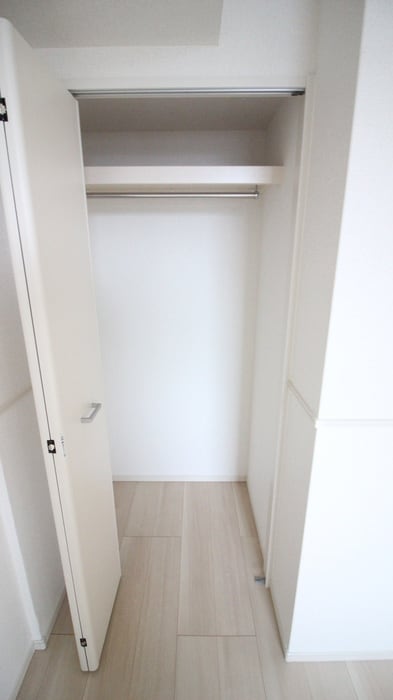 物件内観写真12　(収納)