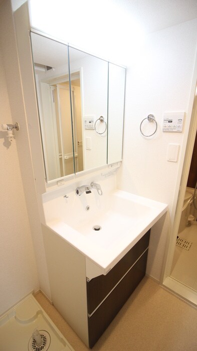 物件内観写真14　(洗面)